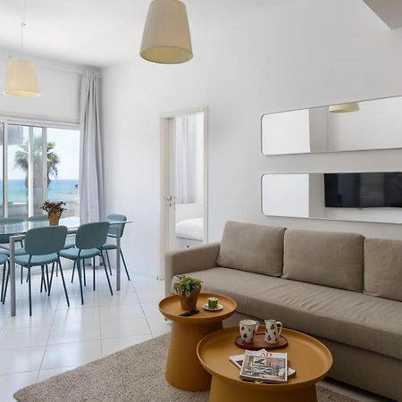 Sea View 2 Bedroom Apartment With Bomb Shelter テル・アビブ エクステリア 写真