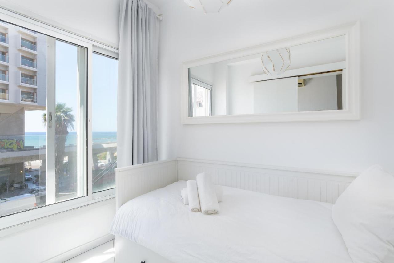 Sea View 2 Bedroom Apartment With Bomb Shelter テル・アビブ エクステリア 写真